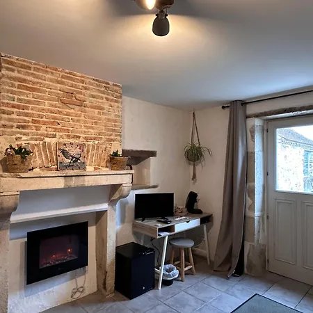 Chambres d'Hôtes Maison Balady Bellenaves Extérieur photo